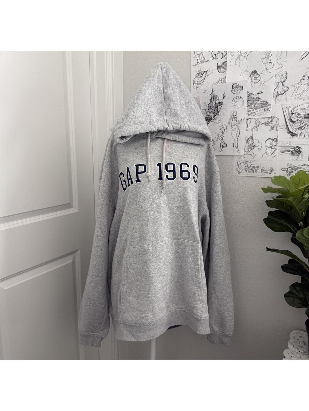 Gap hoodie